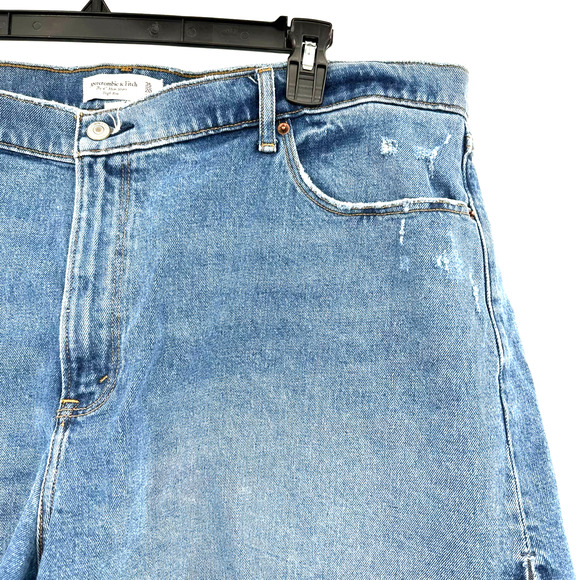 Abercrombie & Fitch size 35 or 20 4" high rise mom short jean‎ denim raw hem - Picture 3 of 4